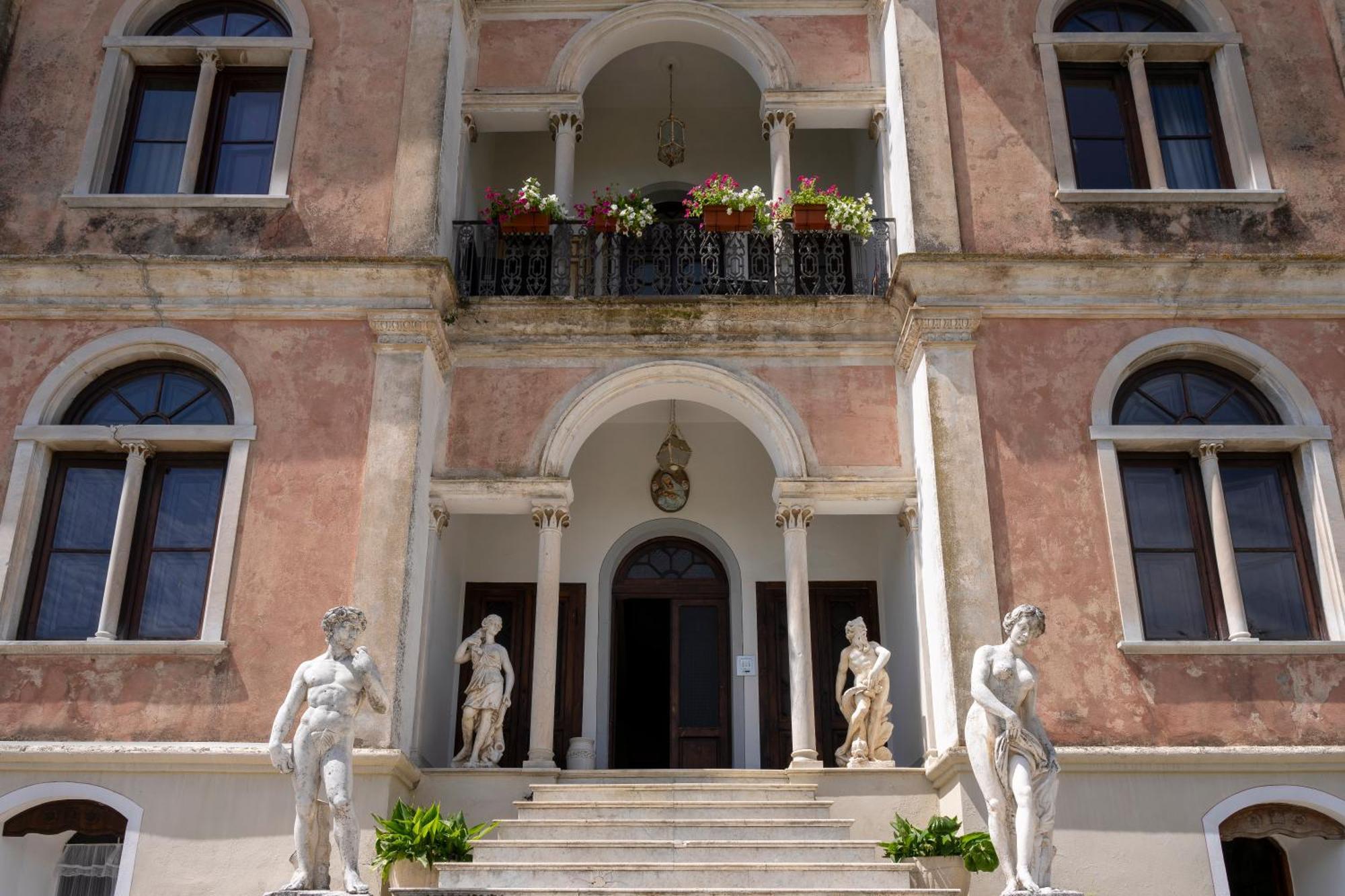 Villa Petri Vicopisano エクステリア 写真